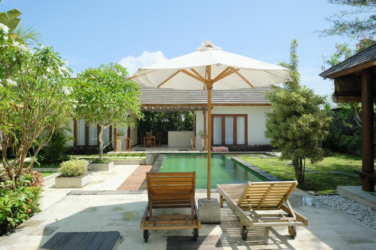 Dinar Hills Ungasan Hotel Exterior foto