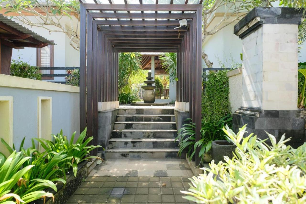 Dinar Hills Ungasan Hotel Exterior foto